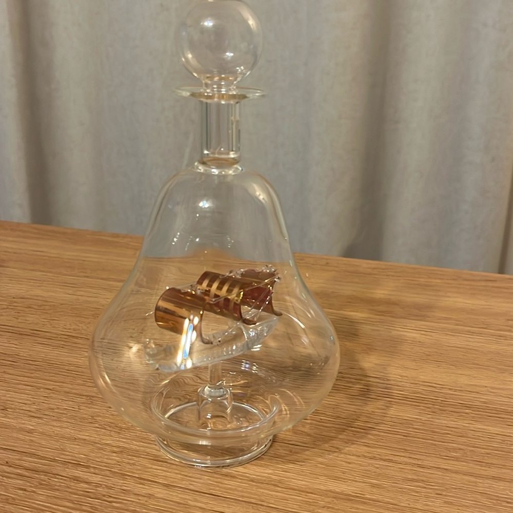 Glass Bottle with Gold Sails, Glass Stopper